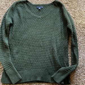 American Eagle sweater